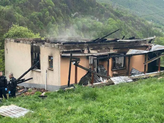 Oglasio Se Mup Zdk O Pozaru U Kojem Su Stradale