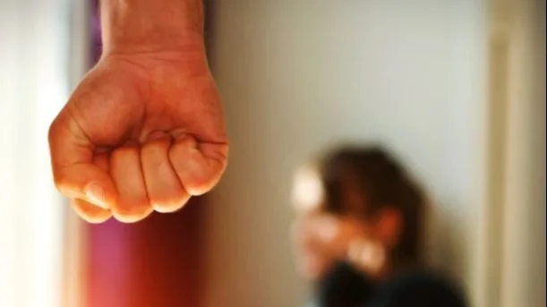 VRŠNJAČKO NASILJE U ČAČKU: UČENIK DANIMA DRUGA UDARAO PESNICAMA!
