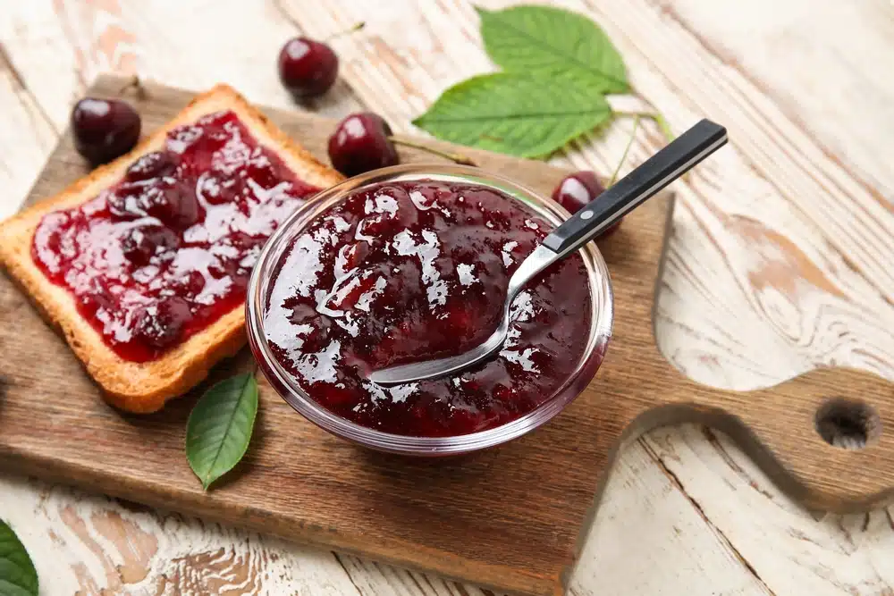 Domaći džem od višanja bez želatine: Recept