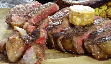 Prijedlog Za Danasnji Rucak Pecena Jagnjeca Rebarca Sa Marmeladom
