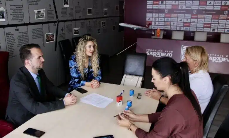 Potpisan sporazum o saradnji sa FK Sarajevo i SFK 2000 Sarajevo: Podrška mladim sportistima kroz finansijsku pomoć