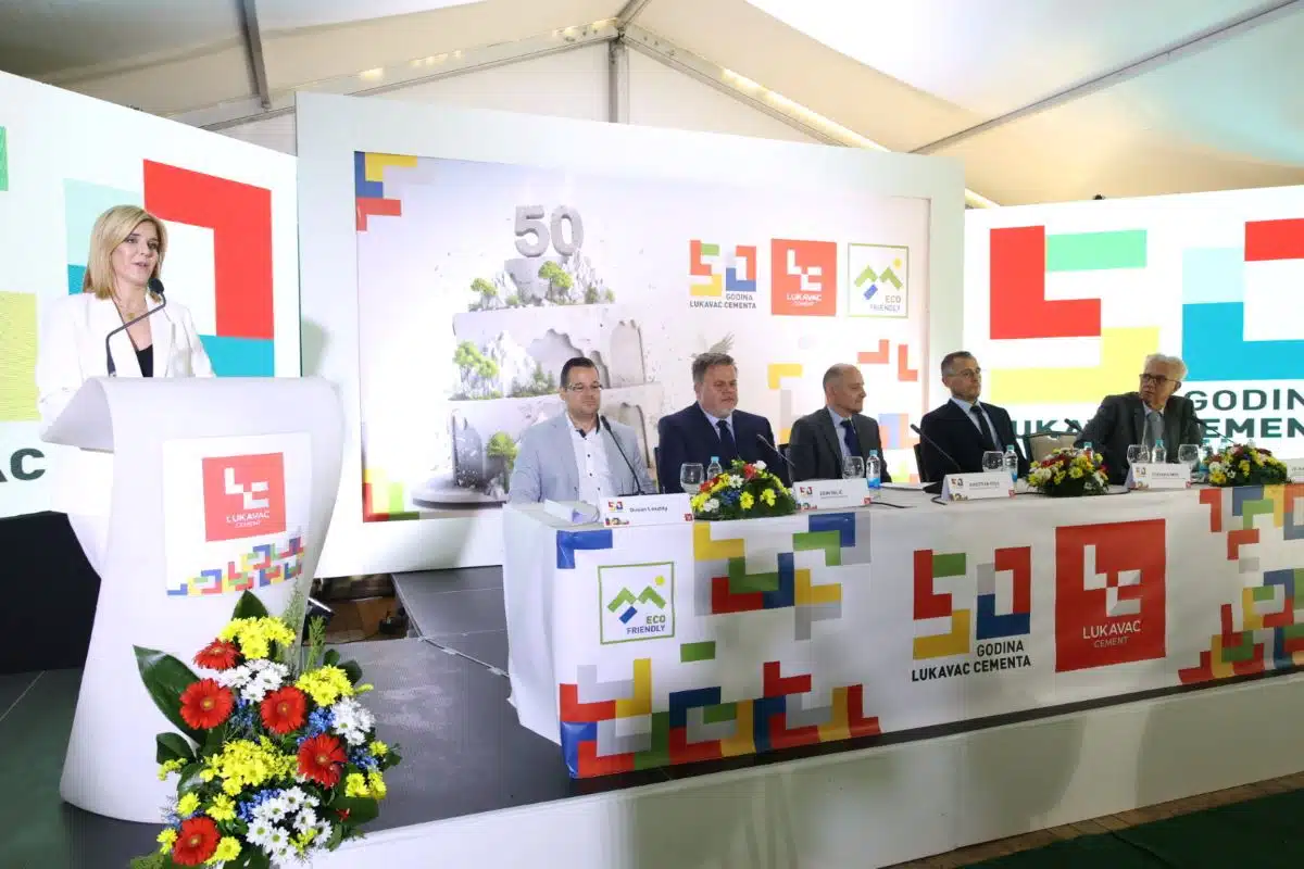 Povodom 50. rođendana Lőrinca Mészaroša održana konferencija za medije u Lukavac Cementu – Poslovne novine