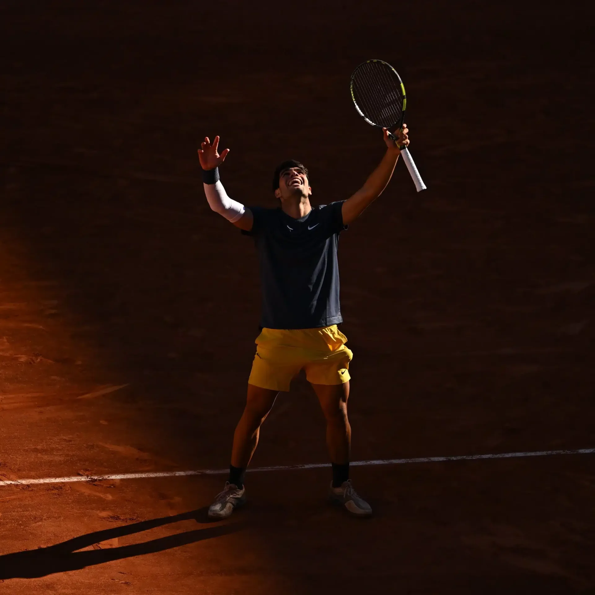 Alcaraz nakon preokreta pobjeđuje novog broja 1 i osigurava finale Roland Garrosa!