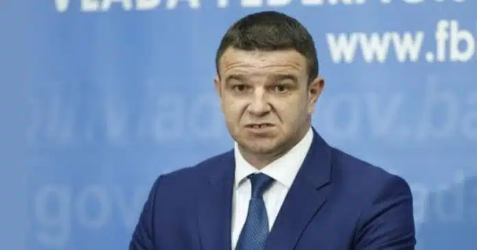Direktor EPBiH prijavljen zajedno s još nekoliko osoba zbog sumnjivih