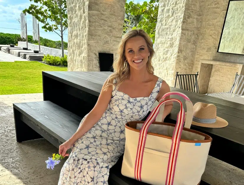 Elegantna proljetna haljina: Reese Witherspoon očarala svoje fanove novim izdanjem, žene odmah krenule u potragu za ovim komadom.