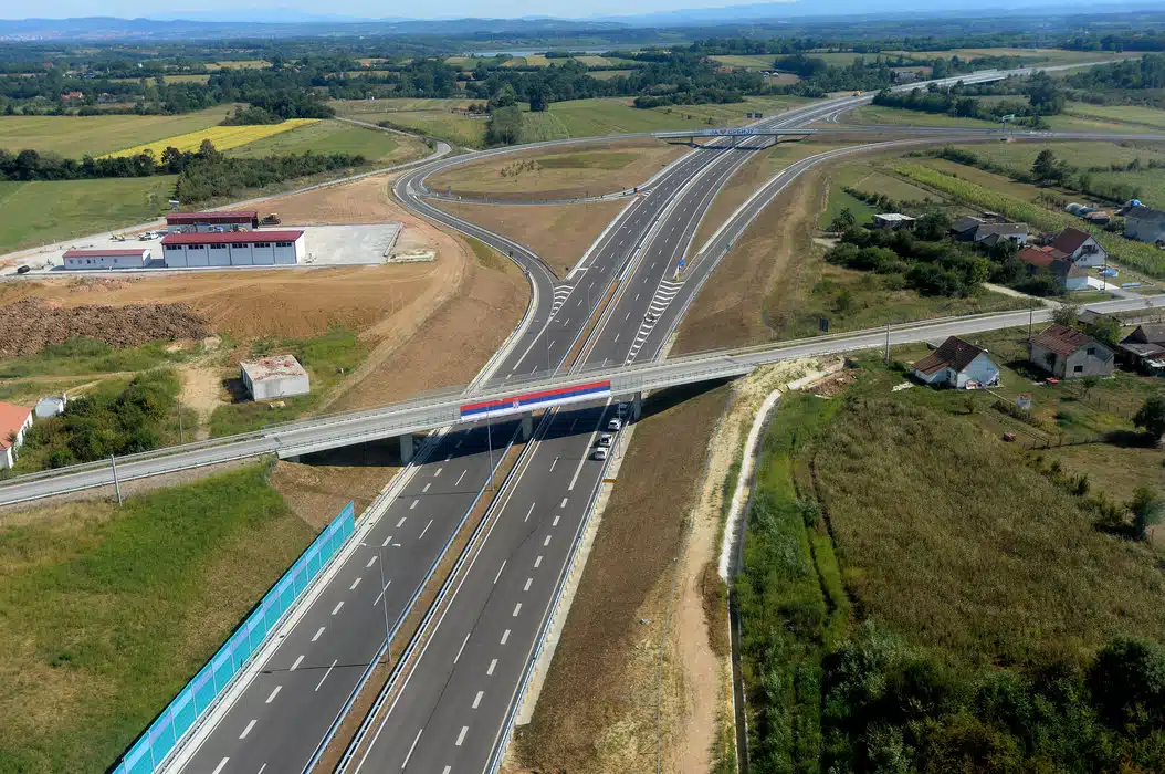 Srbija završava gradnju posljednjeg dijela auto-puta ka Crnoj Gori: Pogledajte njegovu rutu i lokacije petlji i odmorišta