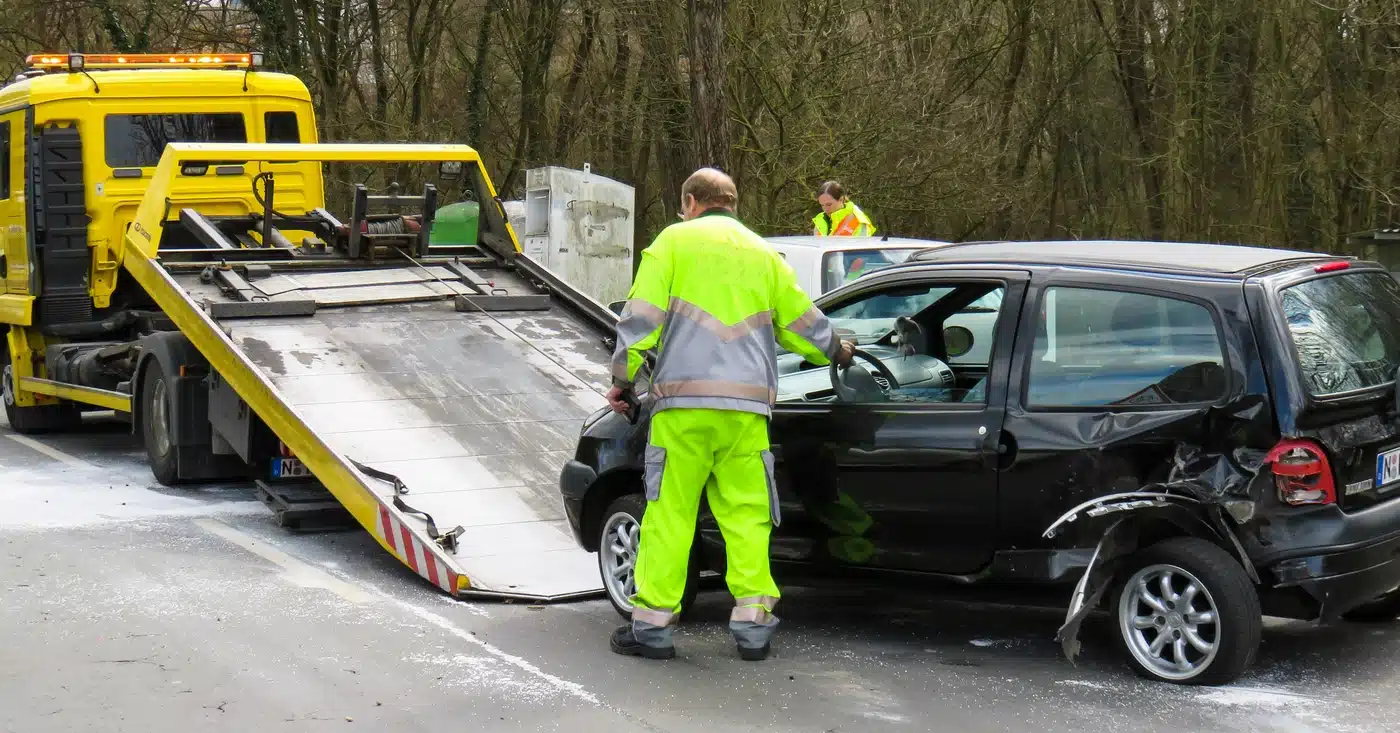 Lažne šlep službe patroliraju putevima ka moru u Hrvatskoj i vrše pljačke