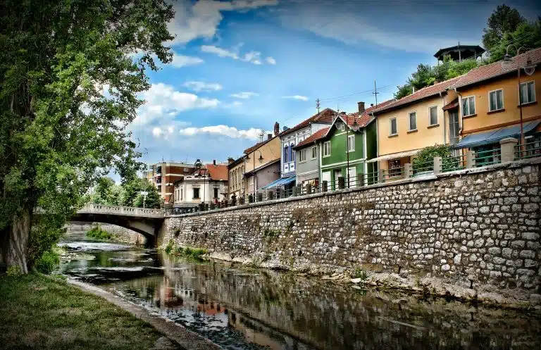 Neki ga nazivaju Srpskom Venecijom, a neki Malim Parizom: Grad na istoku Srbije koji će vas osvojiti na prvi pogled.
