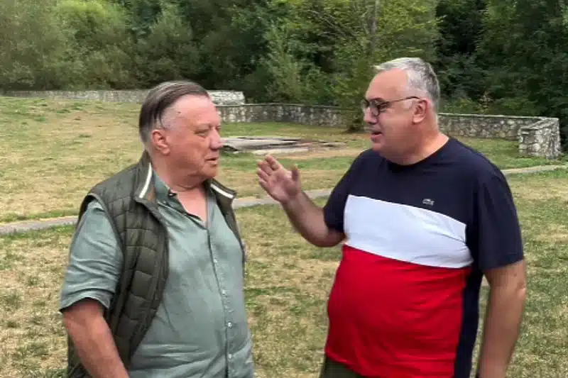 Halid Bešlić otkriva kako je pjesma ‘Pamtit ću te’ postala hit i našla se na njegovom albumu