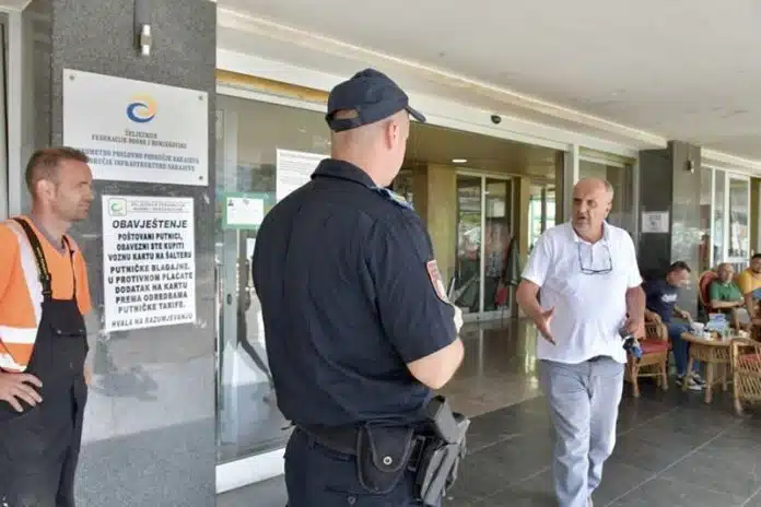 Potresni detalji samoubistva policajke iz Sarajeva: Kolege satima pokušavale spriječiti