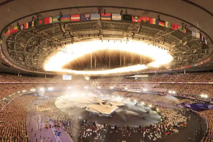 Svečano zatvaranje Olimpijskih igara u Parizu, uz Lanu Pudar nositeljicu