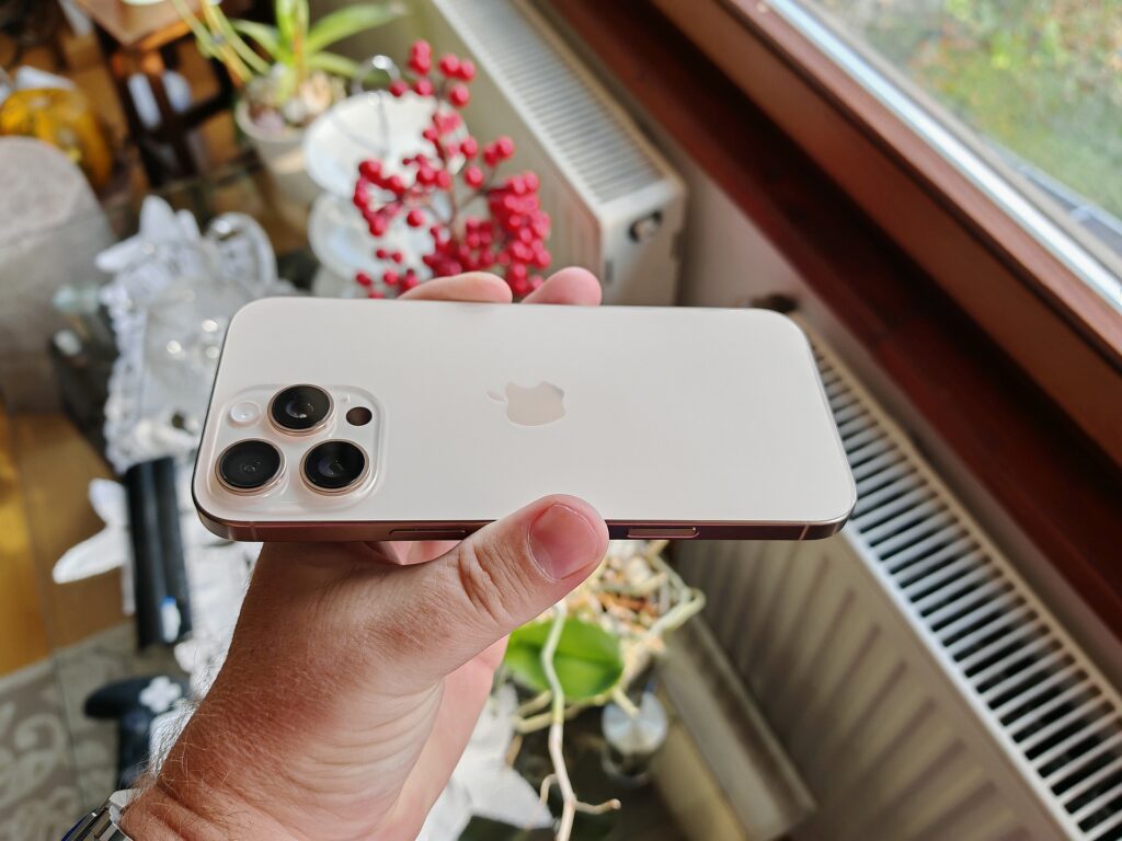 iphone 16 pro max 4 1