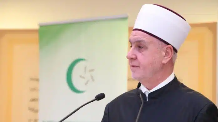 Reisu-l-ulema: Imami su uvijek uz narod i dijele njegove brige