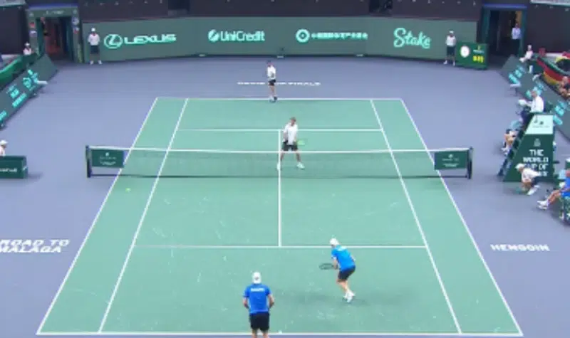 SLOVAČKA ELIMINIRALA SRBIJU I KRENULA U TOP 16: Uvjerljiva pobjeda otvara put u elitnu rundu Davis Cupa