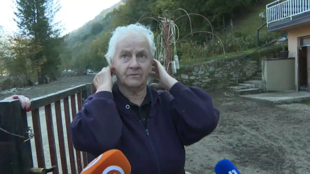 Još jedna tužna priča iz Gojevića: Suprug joj se utopio pred očima – Čuvala sam ga, ispao mi je iz ruku…