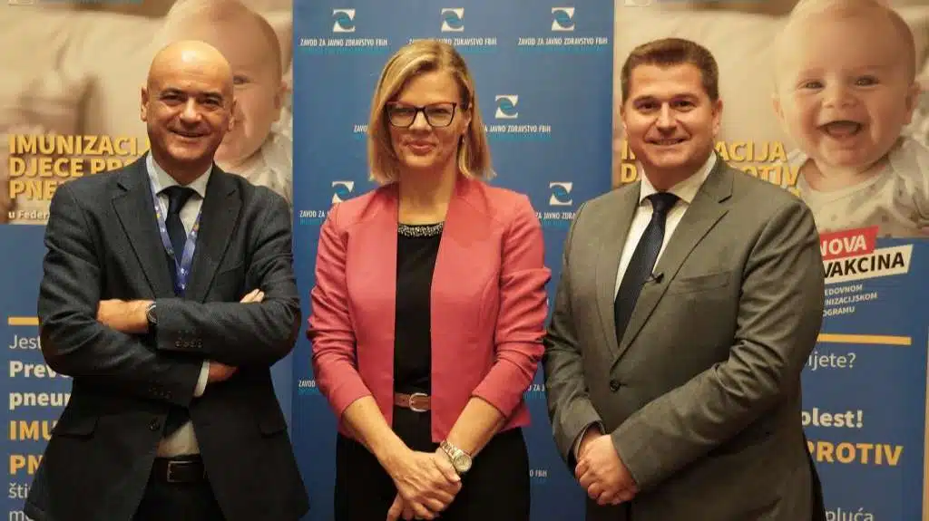 Od početka 2025. godine ZZJZ FBiH uključuje pneumokokno cjepivo u redovni imunizacijski program.