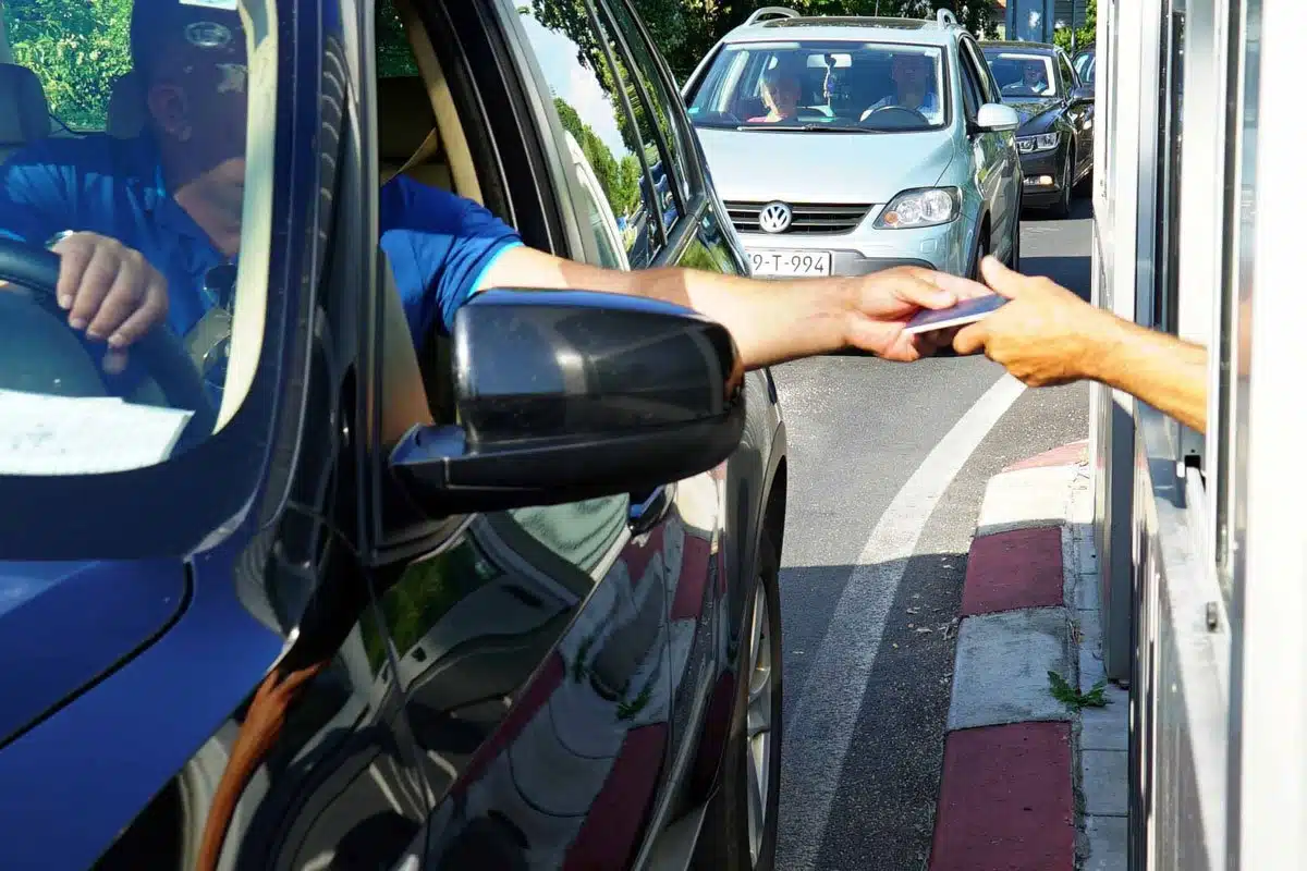 Pogodnosti za građane BiH: Uskoro ulazak u EU samo uz skeniranje pasoša?