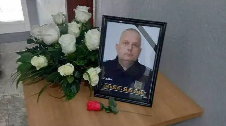 Policajci iskazali počast ubijenom kolegi Ozrenu Maranu: Opisan kao profesionalac i izuzetan istražitelj