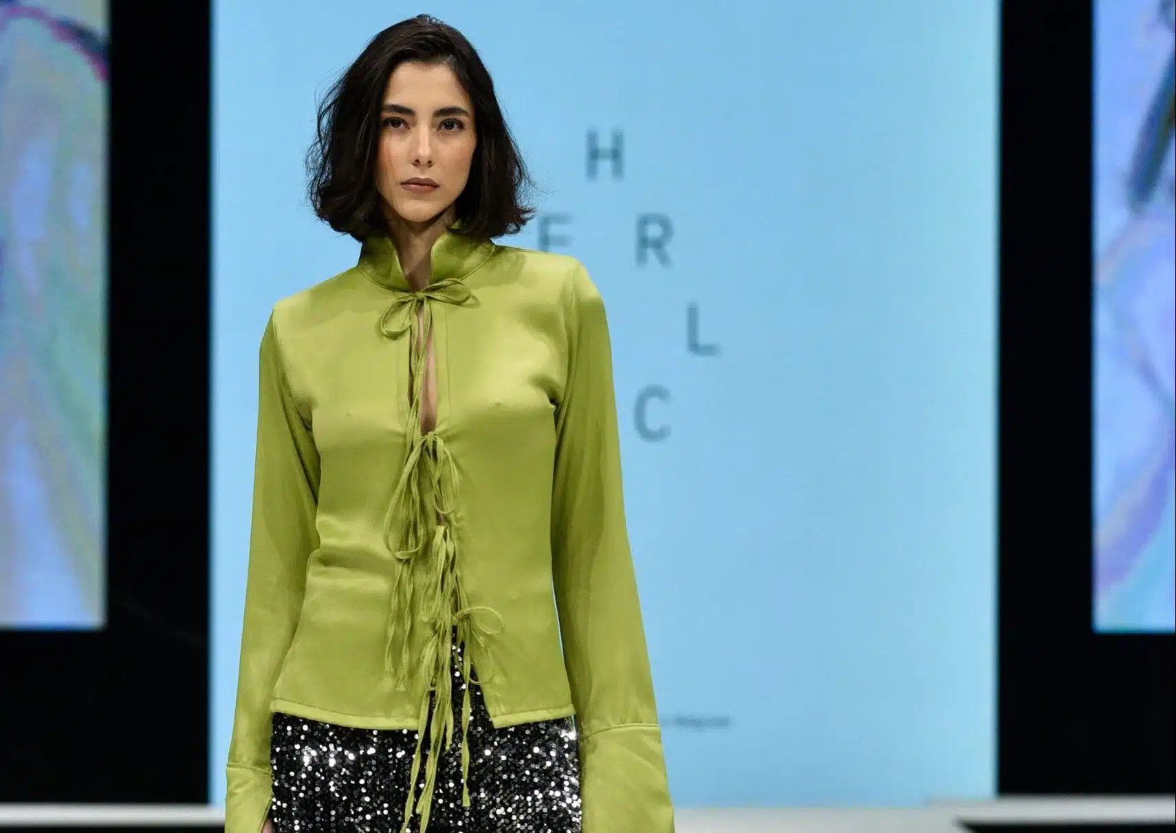 Viktorija u Parizu: Njen kutak, Reversija, Povratak Stajlistica na Perwoll Fashion Weeku