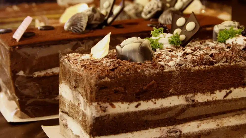 Boem kocke – savršeno ukusna i kremasta torta koja je kruna svečanog ručka