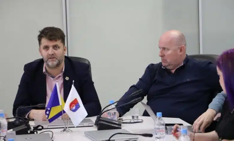 MUP i Ministarstvo zdravstva KS: Savjetovalište za maloljetnike koji imaju problem s drogom radit će svakodnevno