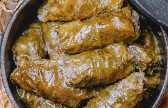 Posna sarma s orasima