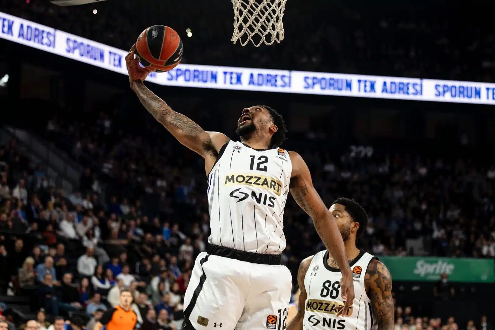 Partizan poražen nakon preokreta u Istanbulu