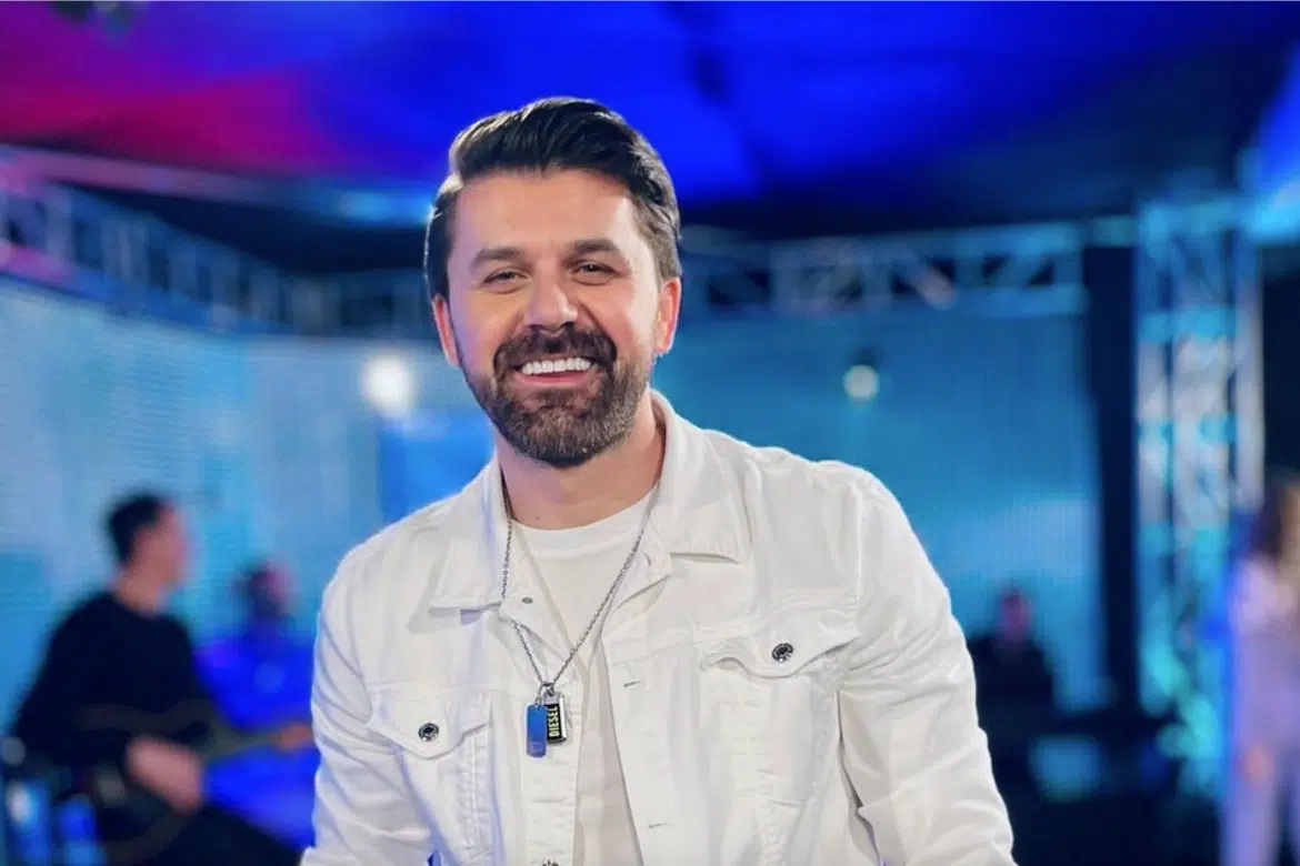 Amel Ćurić objavio novu pjesmu: “Kazna za ludake” ugledala svjetlost dana