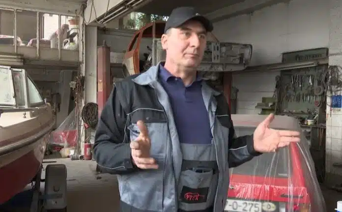 Visočki limar Asim Tica prodao je očeve oldtajmere i novac