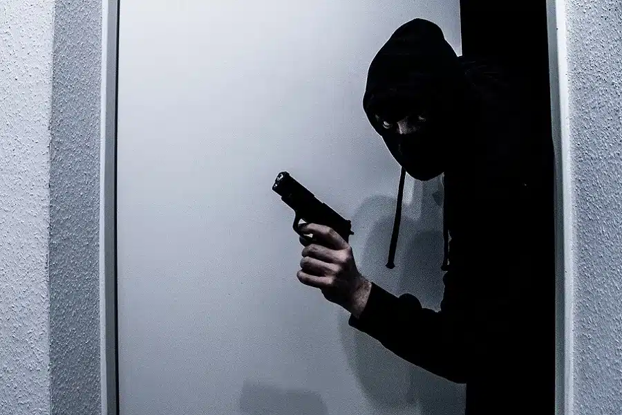 Pljačka kod Tuzle i Srebrenika