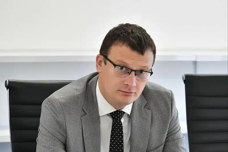 Božović poručio Dodiku: Pokreneš sud pa kukaš što ti sude, sam ćeš sebi staviti tačku