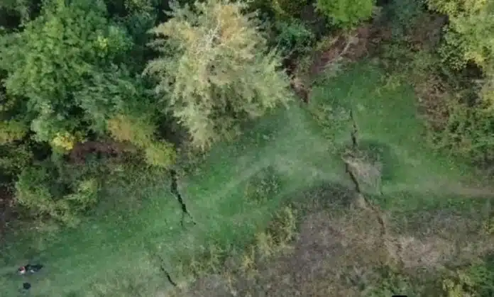 U dijelu lokaliteta ‘Curine njive-igralište’ vidljivo povećanje pukotina i pojava