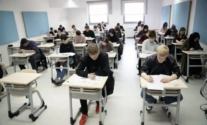IUS otvorio vrata budućim studentima na Testiranju za stipendije i