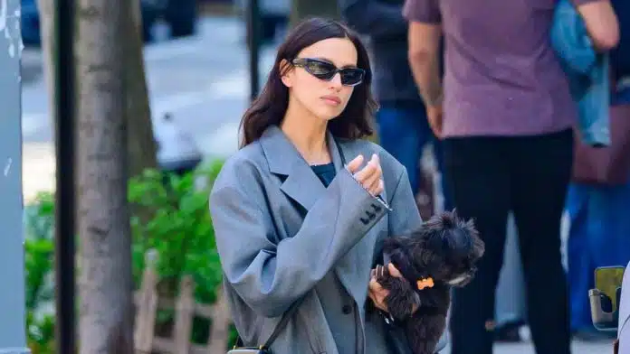 Irina Shahk na ulicama New Yorka u cipelama za hodanje