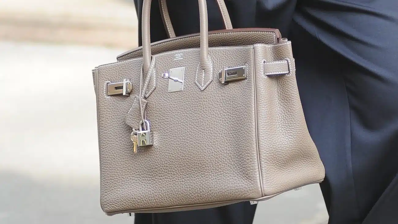 Luksuzna moda i održivost: Skriveni troškovi glamura s lažnim brendovima izuzetno visoku cijenu