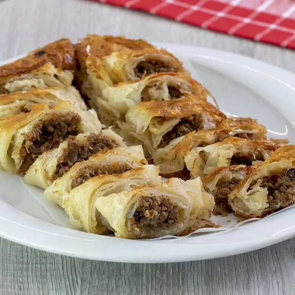 Mekane kiflice sa kremom – Toliko su sočne da se jednostavno tope u ustima!