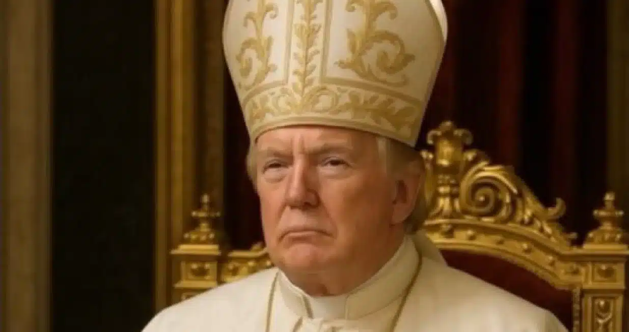 Bijela kuća i Trump pokazali su da mogu pasti još niže: objavio je sliku na kojoj je prikazan kao papa