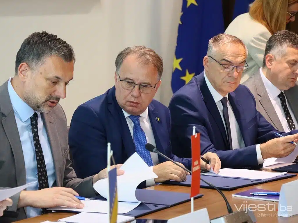 Lideri stranaka potpisali Platformu, evo šta u njoj piše