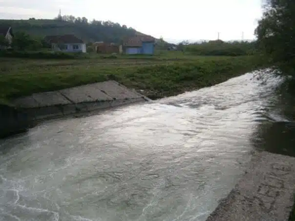 Tragedija u Sanskom Mostu: Utopio se u rijeci pokušavajući spasiti