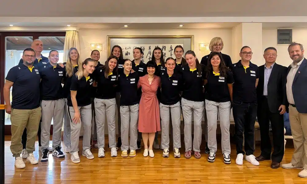 Ambasadorica Li Fan poželjela sreću Zmajicama u Kini