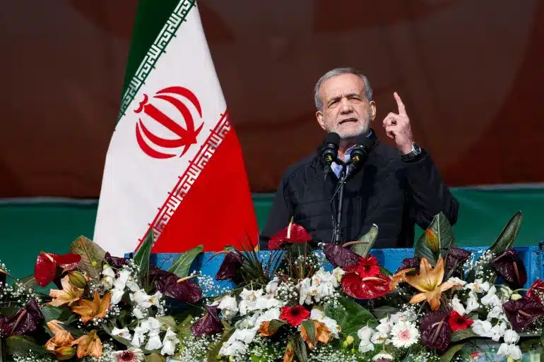 Iran pokrenuo nove napade na Izrael: Predsjednik pozvao Irance da se suprostave “genocidnoj kriminalnoj agresiji”