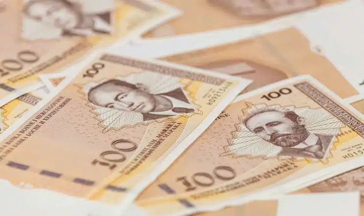 Na granici sa BiH zaplijenjeno više od 15.000 evra