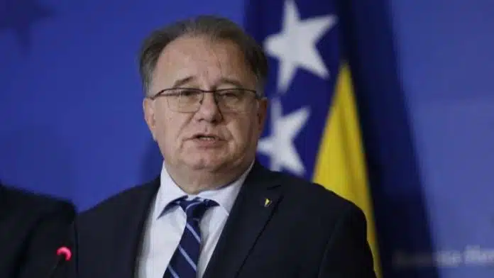 Nikšić ambasadorima PIC-a: “BiH je na historijskoj prekratnici, ne očekujte