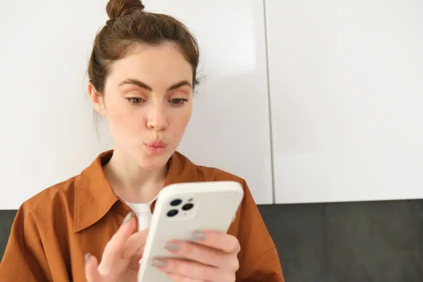 Ovako bi željela Tinder profil svakog zodijaka: Ovan Action Hero, Škorpion obična misterija