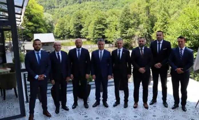 Predsjedavajući Okerić na konferenciji “Jačanje međuparlamentarne saradnje kantonalnih skupština u