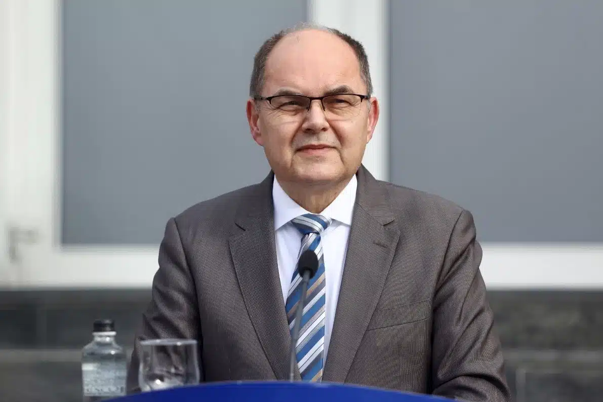 VISOKI PREDSTAVNIK OBJAVIO DETALJAN IZVJEŠTAJ: Republika Srpska sistematski ruši ustavni poredak BiH – put ka secesiji pripreman je godinama!