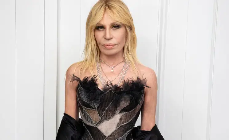 Zavirite u raskošnu garderobu modne kraljice Donatelle Versace