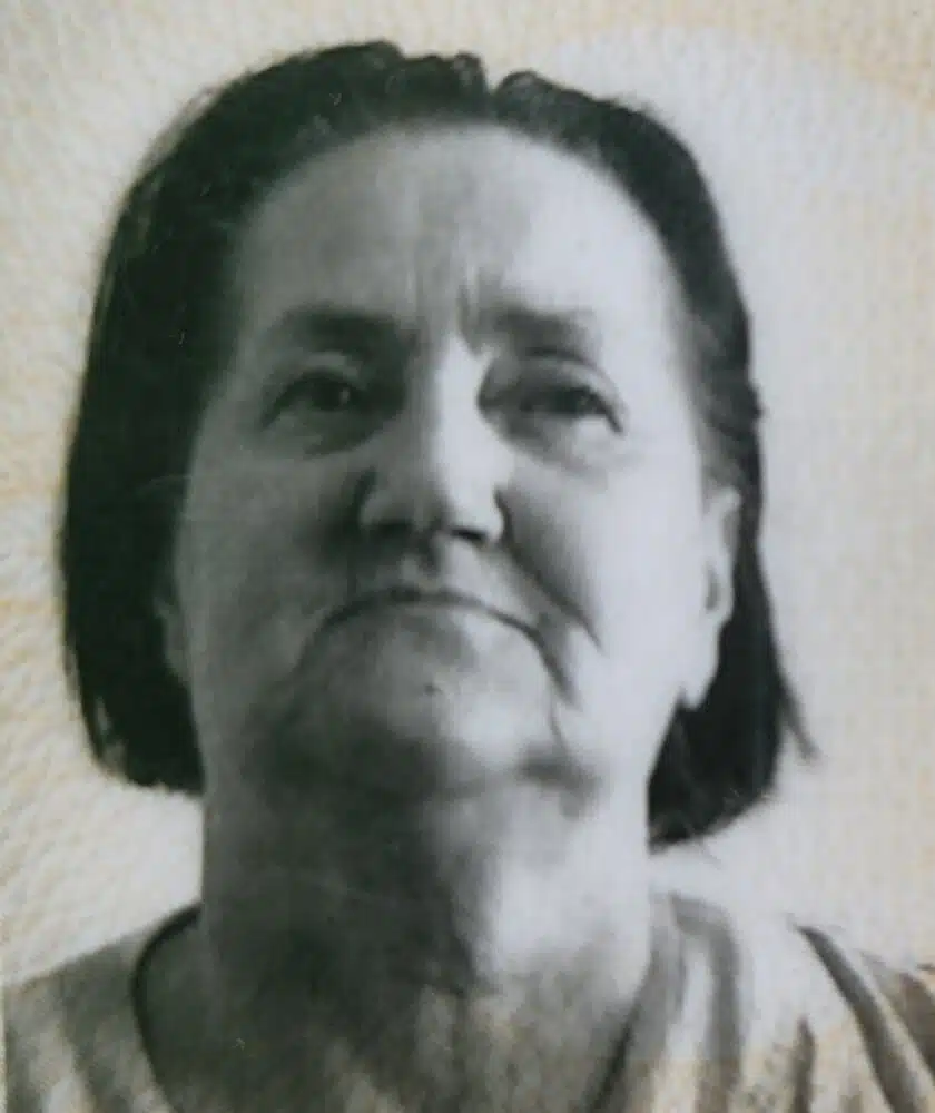 NESIMA (AHMET) MLAČO rođ. HUSEINBEGOVIĆ