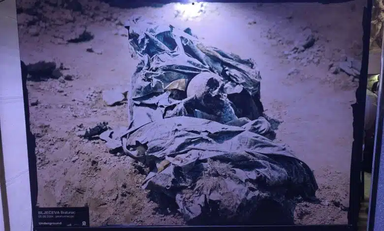 U Vijećnici otvorena izložba ‘Underground’, svjedočanstvo o razmjerama genocida