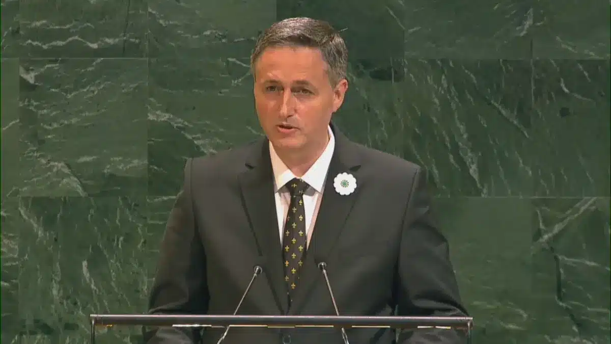 Bećirović na Danu sjećanja na genocid u Srebrenici: Rukovodstvo Srbije ne želi da se suoči sa istinom, to je nedopustivo!